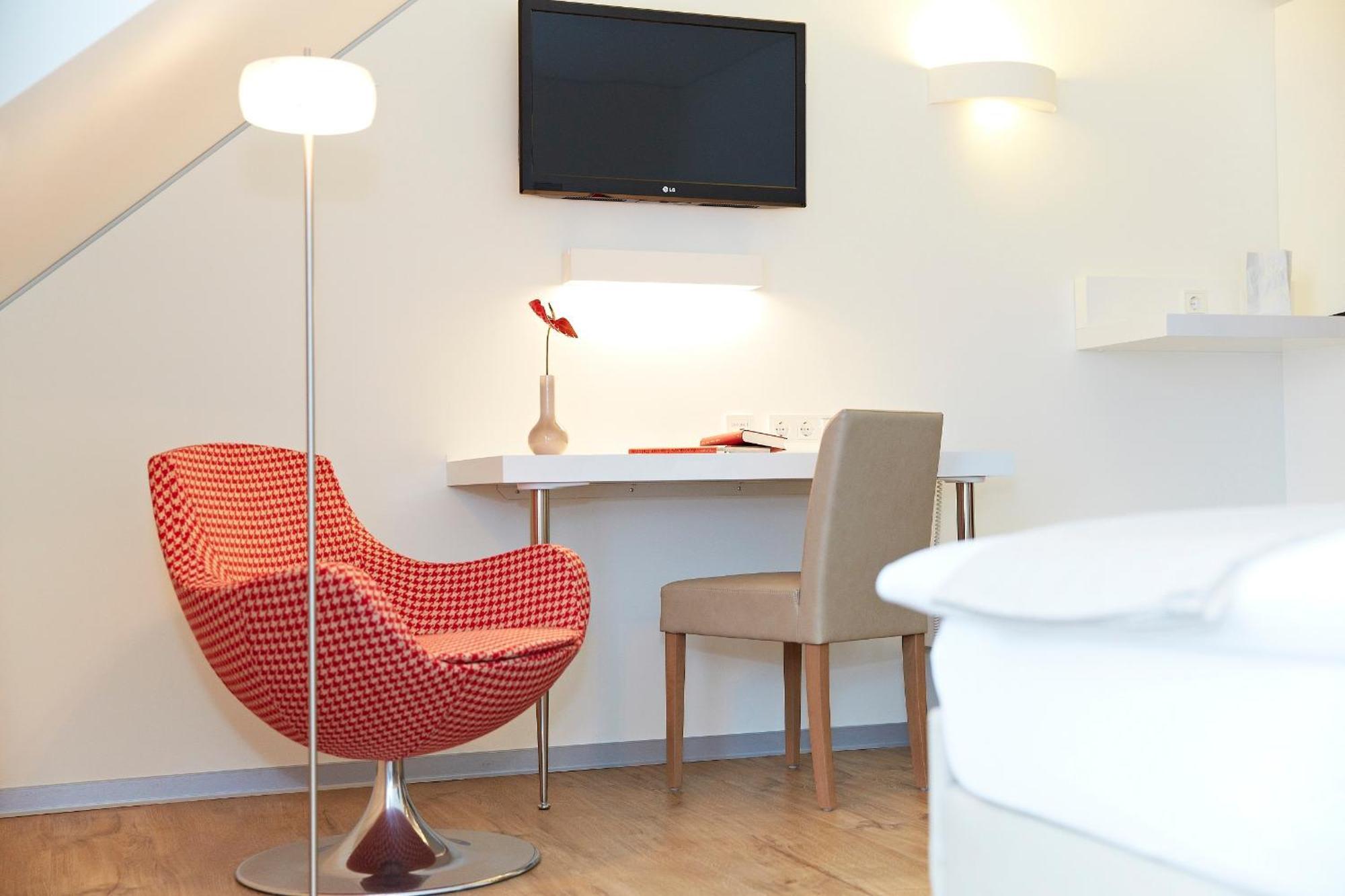 Landhotel Sonne Neuendettelsau Ngoại thất bức ảnh