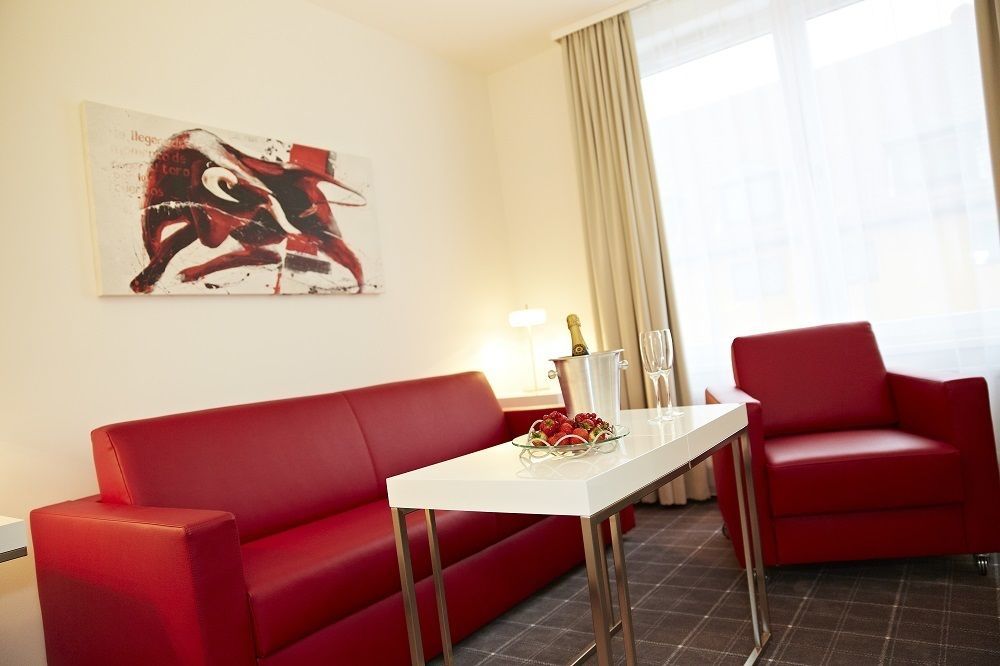 Landhotel Sonne Neuendettelsau Ngoại thất bức ảnh