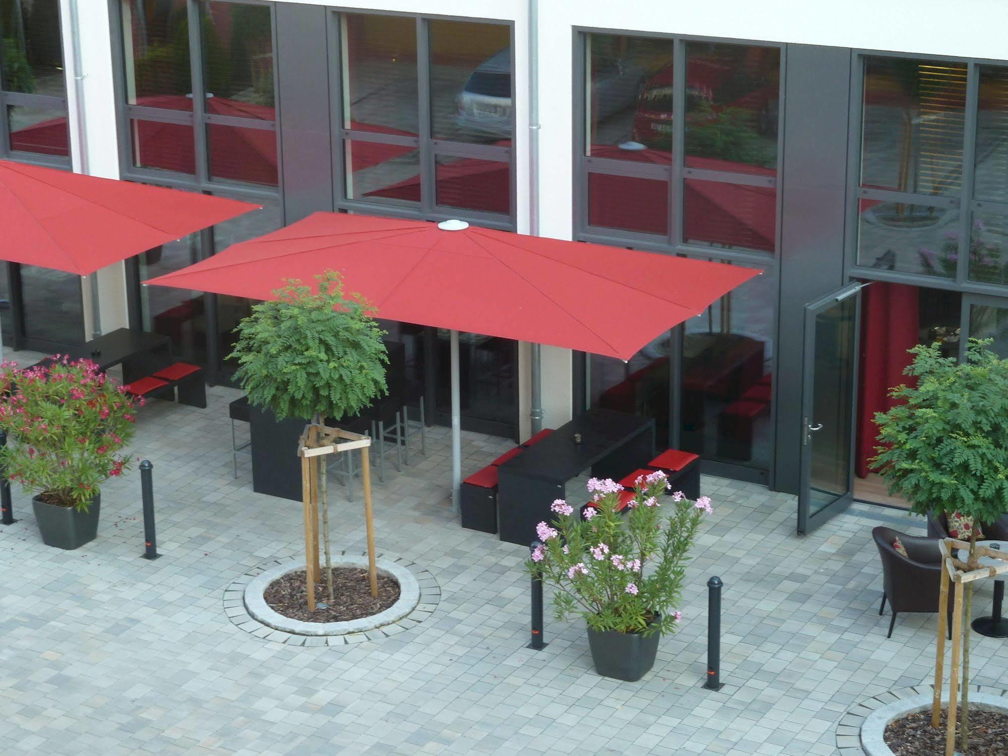 Landhotel Sonne Neuendettelsau Ngoại thất bức ảnh